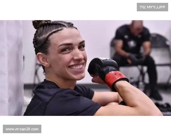 邓恩夺冠深情致谢柔术导师与家人支持彰显冠军初心 邓恩夺冠深情致谢柔术导师与家人支持彰显冠军初心